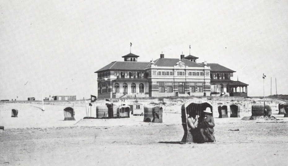 Kurhotellet ved Fanø Bad set fra stranden 1892